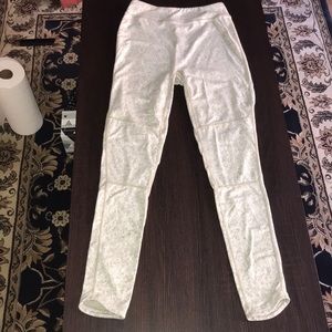 Gymshark Khaki Workout Leggings for sale 😘🦥